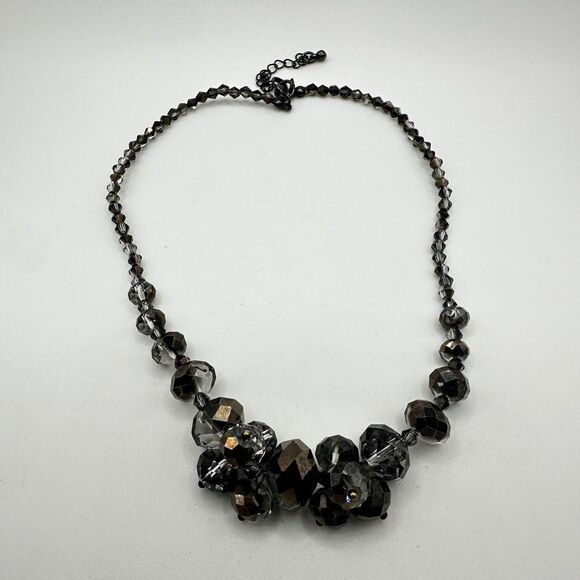 Stunning faceted black/dark gray crystal beaded necklace! - Picture 10 of 12